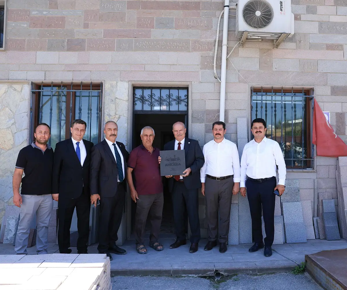 BAŞKAN TİRYAKİ KARAPÜRÇEK ERKEK YAŞAM MERKEZİ’Nİ ZİYARET ETTİ