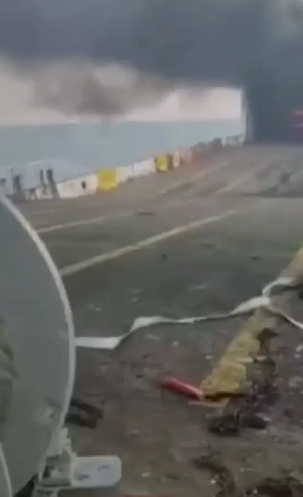 KARADENİZ'DE CAN PAZARI: RUSYA'YA SEBZE TAŞIYAN TÜRK GEMİSİ DRONLARLA VURULDU!