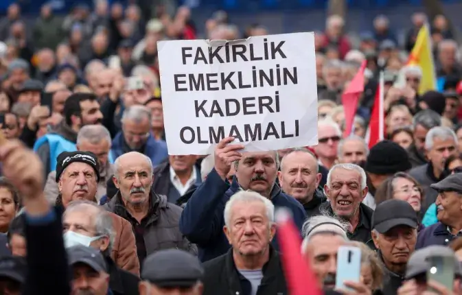 3 Temmuz Cuma günü emekli maaş farklarıTÜİK tarafından açıklanacak .