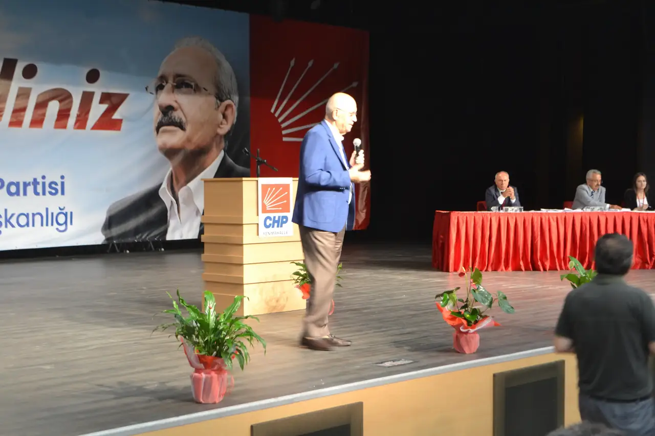 CUMHÜRİYET HALK PARTİSİ ANKARA İLÇE KONGRELERİ BAŞLADI .