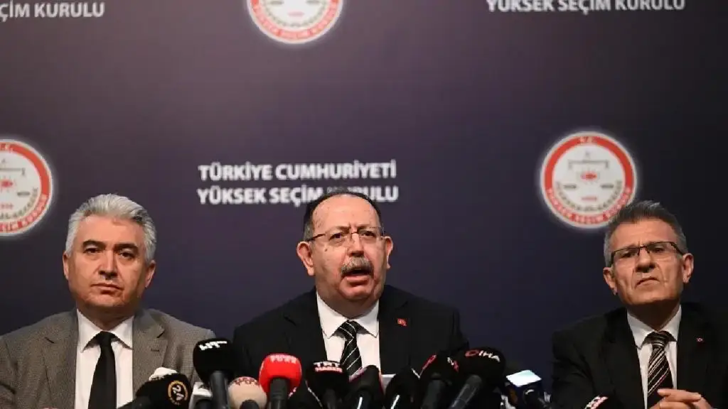 TÜRKİYE, BİR KEZ DAHA SANDIĞA GİDİYOR