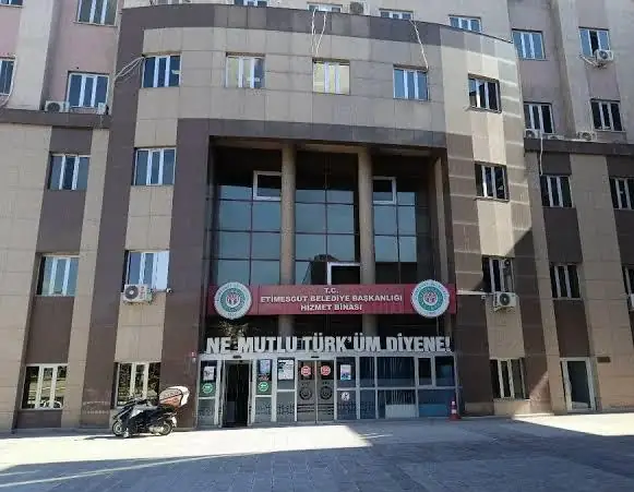 Etimesgut Belediyesi'ne yönelik 2. dalga operasyon düzenlendi.