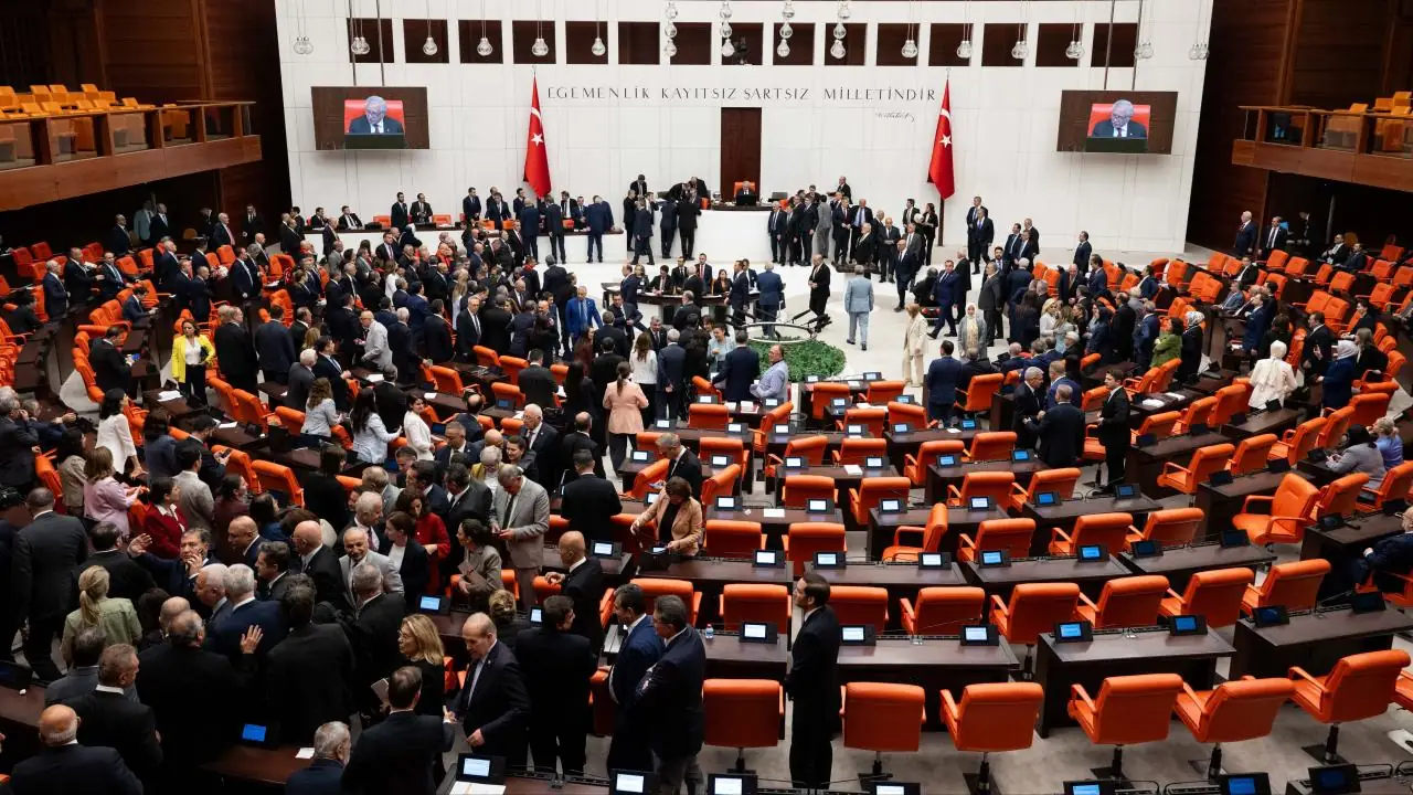 Meclis'te tarihi gün! Terörsüz Türkiye yasası kabul edildi